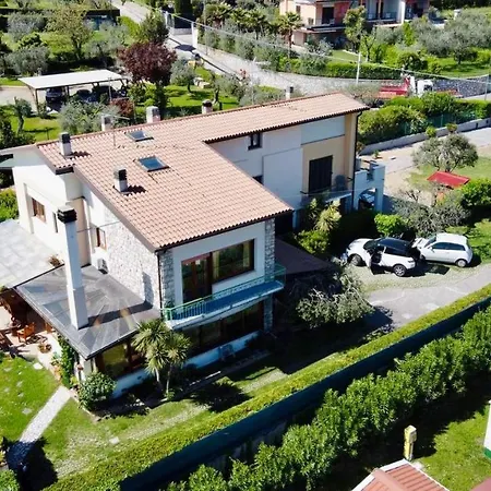 Capuzzi - Garda Case Sirmione Villa Moniga del Garda